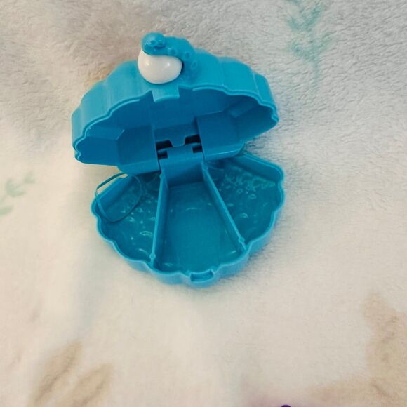 Monster High Spa Day Hair Barrettes Clamshell Compact - Picture 2 of 4